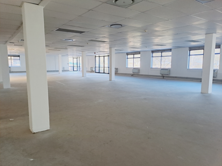 To Let commercial Property for Rent in Plattekloof Western Cape
